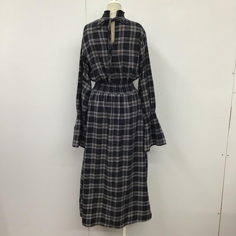 マウジー MOUSSY ワンピース ロングスカート 010BAH30-7140 FLARESLEEVE CHECKDRESS 1 チェック 紺 / ネイビー / X 白 / ホワイト / X 赤 / レッド /  レディース USED 古着 中古 10097538