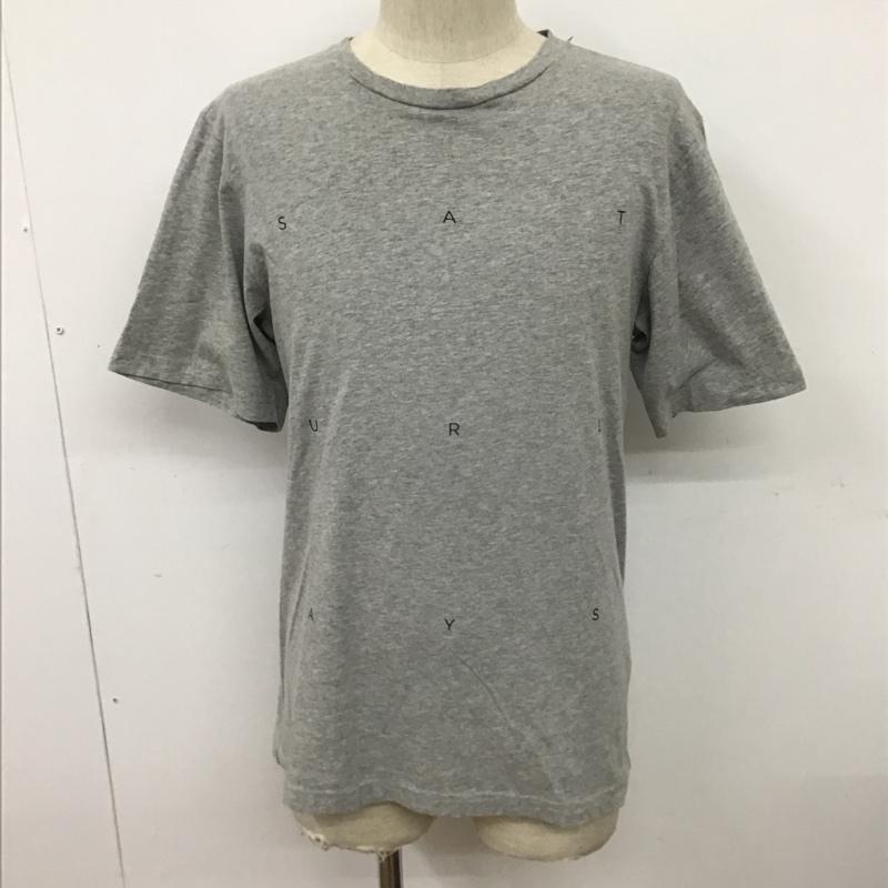 サタデーズ SATURDAYS Tシャツ 半袖 半袖カットソー プリントTシャツ クルーネックカットソー M ロゴ、文字 灰 / グレー /  メンズ USED 古着 中古 10097855