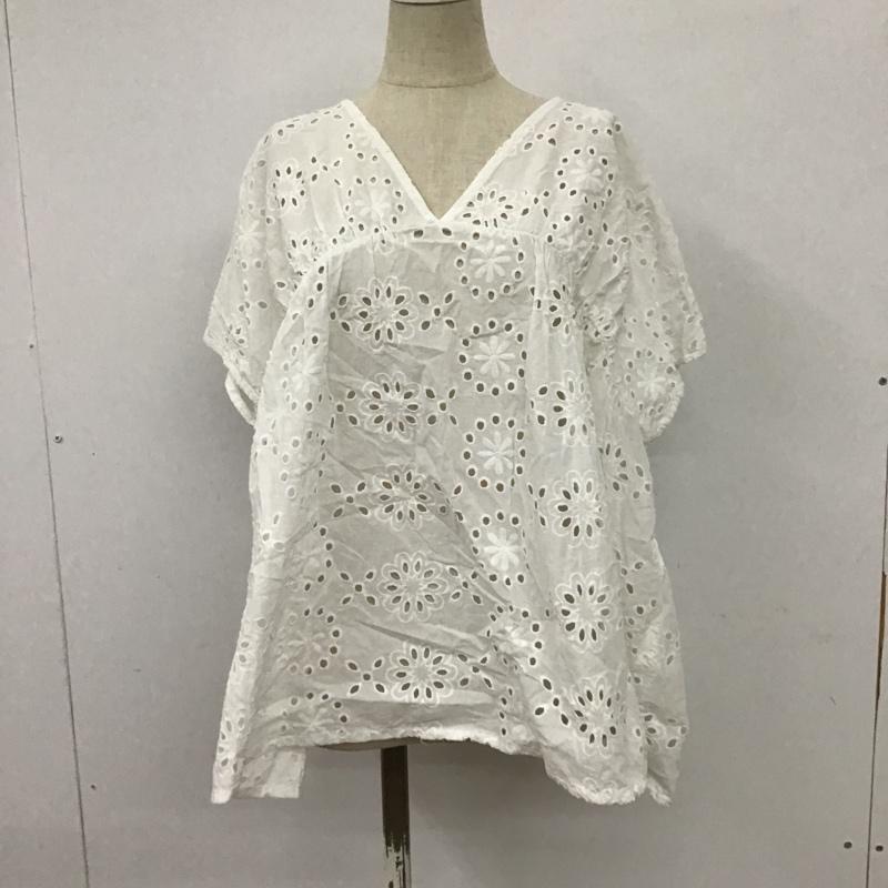 サマンサモスモス Samansa Mos2 カットソー 半袖 半袖カットソー Vネック 総柄 花柄 ノースリーブカットソー FREE 花柄 白 / ホワイト /  レディース USED 古着 中古 10097940