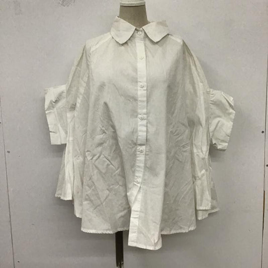 古着 USED シャツ、ブラウス 長袖 OSKAR OSK-SU19-1A 変形 S 無地 白 / ホワイト /  レディース USED 古着 中古 10098314