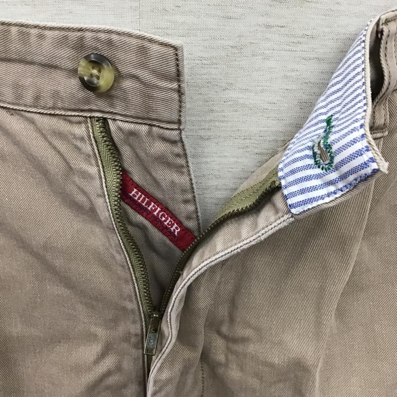 トミーヒルフィガー TOMMY HILFIGER パンツ ショートパンツ 0686770-6078 ハーフパンツ タック入り M ワンポイント ベージュ / ベージュ /  メンズ USED 古着 中古 10098718
