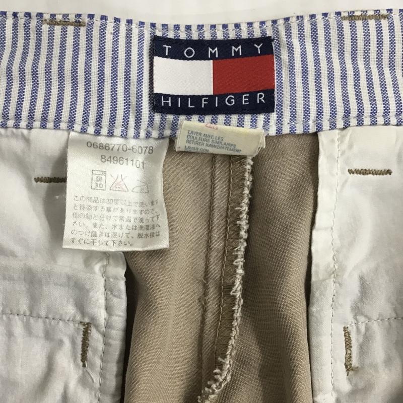 トミーヒルフィガー TOMMY HILFIGER パンツ ショートパンツ 0686770-6078 ハーフパンツ タック入り M ワンポイント ベージュ / ベージュ /  メンズ USED 古着 中古 10098718