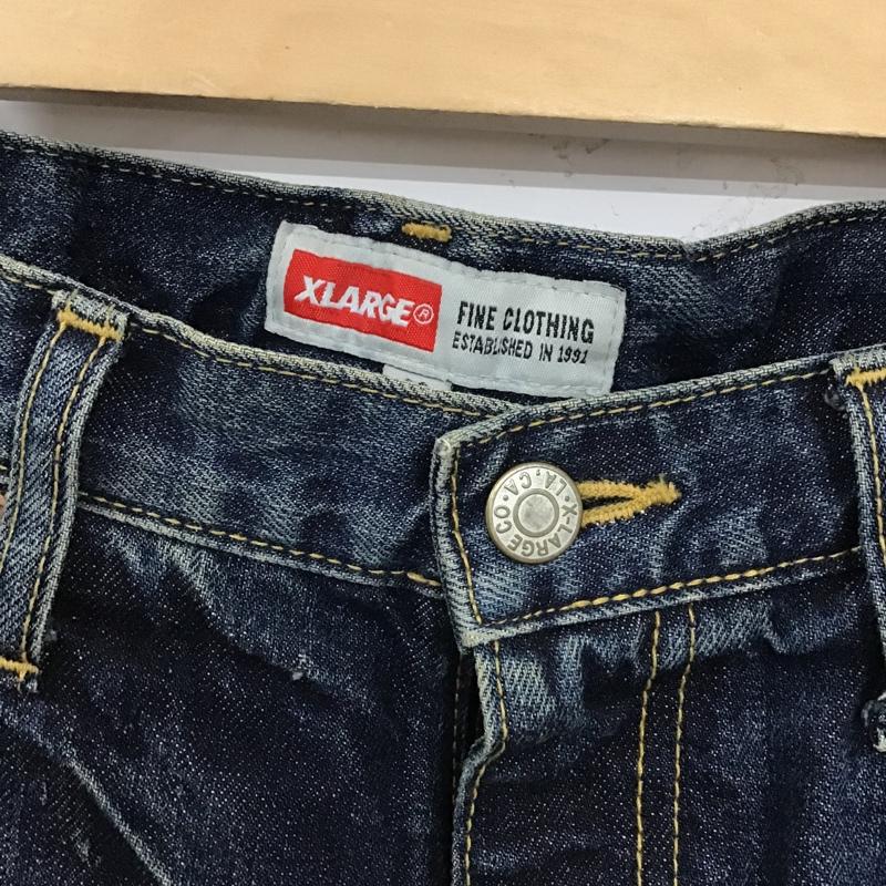 エクストララージ XLARGE パンツ デニム、ジーンズ デニムパンツ ストレートパンツ ワイドパンツ カジュアルパン ダメージ加工 ペイント加工 32インチ プリント インディゴ / インディゴ /  メンズ USED 古着 中古 10098911