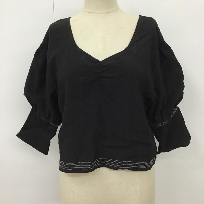 エモダ EMODA カットソー 半袖 042142700101-01 バックオープンショートトップ 半袖カットソー ショート丈カットソー Vネック FREE 無地 黒 / ブラック /  レディース USED 古着 中古 10099087