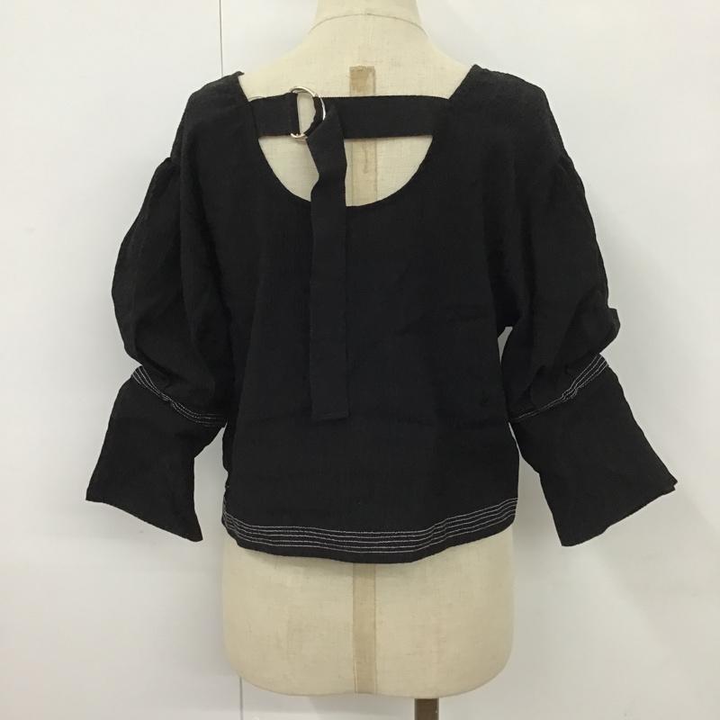 エモダ EMODA カットソー 半袖 042142700101-01 バックオープンショートトップ 半袖カットソー ショート丈カットソー Vネック FREE 無地 黒 / ブラック /  レディース USED 古着 中古 10099087