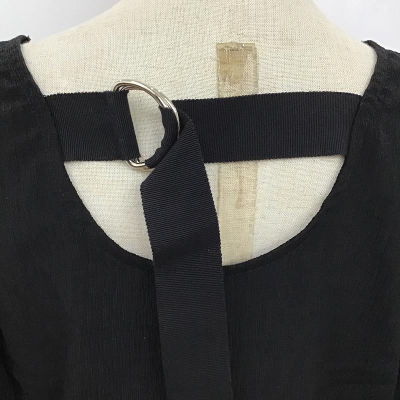 エモダ EMODA カットソー 半袖 042142700101-01 バックオープンショートトップ 半袖カットソー ショート丈カットソー Vネック FREE 無地 黒 / ブラック /  レディース USED 古着 中古 10099087