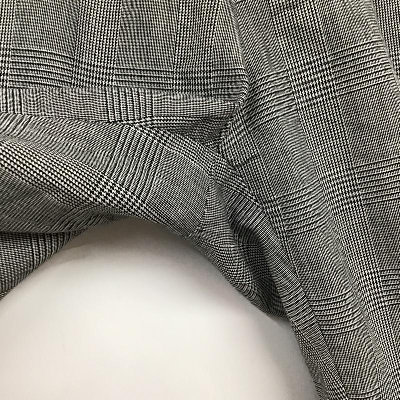 バーバリーブラックレーベル BURBERRY BLACK LABEL パンツ ショートパンツ D1R80-546-07 グレンチェック ロゴ、文字 白 / ホワイト / X 黒 / ブラック / X 灰 / グレー /  メンズ USED 古着 中古 10099148