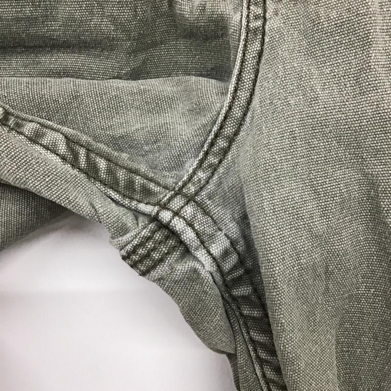 カーハート Carhartt パンツ ショートパンツ 102514-217 Relaxed Fit 36 ロゴ、文字 カーキ / カーキ /  メンズ USED 古着 中古 10099160
