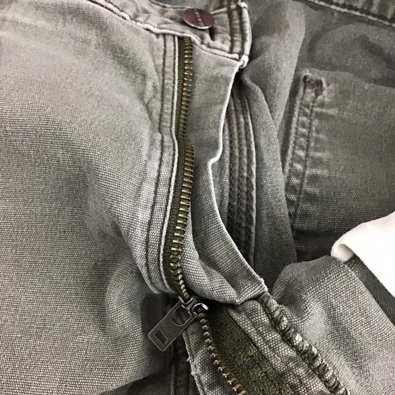 カーハート Carhartt パンツ ショートパンツ 102514-217 Relaxed Fit 36 ロゴ、文字 カーキ / カーキ /  メンズ USED 古着 中古 10099160