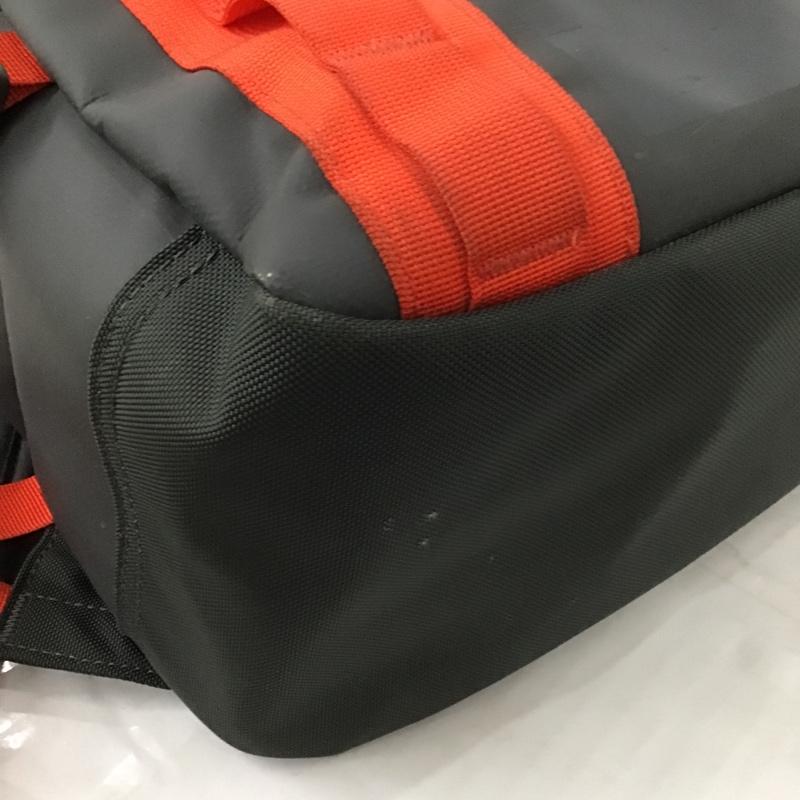 ザノースフェイス THE NORTH FACE リュックサック、デイパック リュックサック、デイバッグ NMU81900 BCヒューズボックス スクエア ロゴ、文字 灰 / グレー / X 赤 / レッド /  メンズ USED 古着 中古 10099304