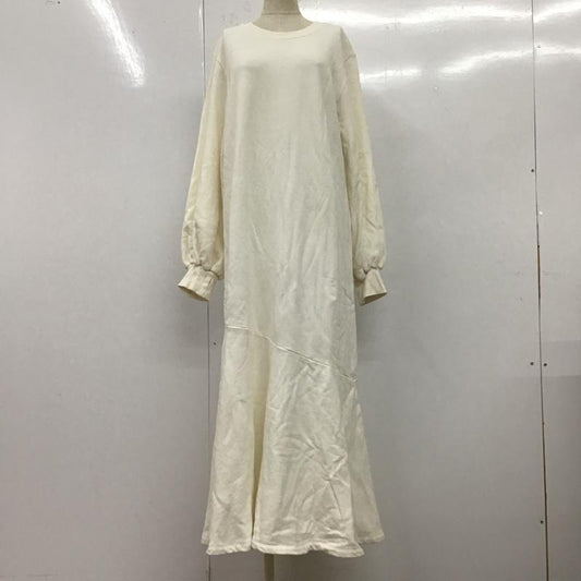 ダブルクローゼット w closet ワンピース ロングスカート FREE 無地 白 / ホワイト /  レディース USED 古着 中古 10099419