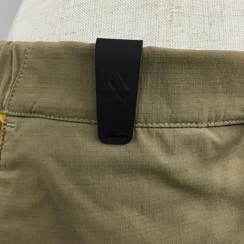 モンベル mont-bell パンツ ショートパンツ 1105580 キャニオンショーツ M ロゴ、文字 ベージュ / ベージュ / X チャコールグレー / チャコールグレー / X マスタード / マスタード /  レディース USED 古着 中古 10099664