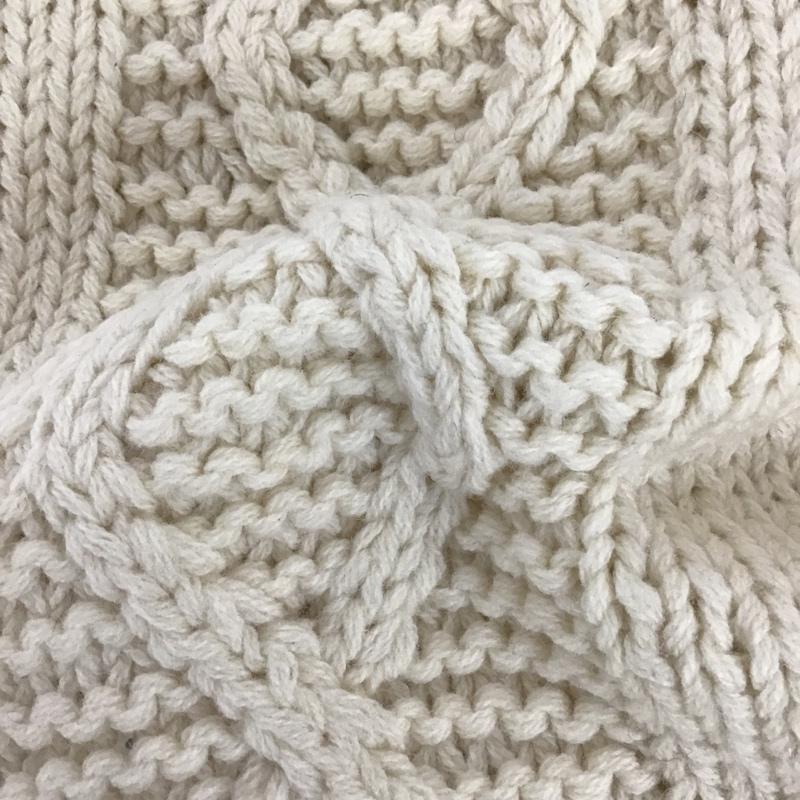 アベイシングエイプ A BATHING APE マフラー マフラー ウール フリンジ GORILLA WOOL ロゴ、文字 オフホワイト / オフホワイト /  メンズ USED 古着 中古 10100335