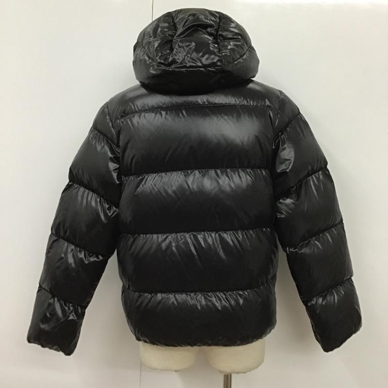 デュベティカ DUVETICA ジャケット、上着 ジャンパー、ブルゾン U.255.02-1035R ダウンジャケット ジップアップジャケット アウター カジュアルジャケット 46 無地 黒 / ブラック /  メンズ USED 古着 中古 10100798
