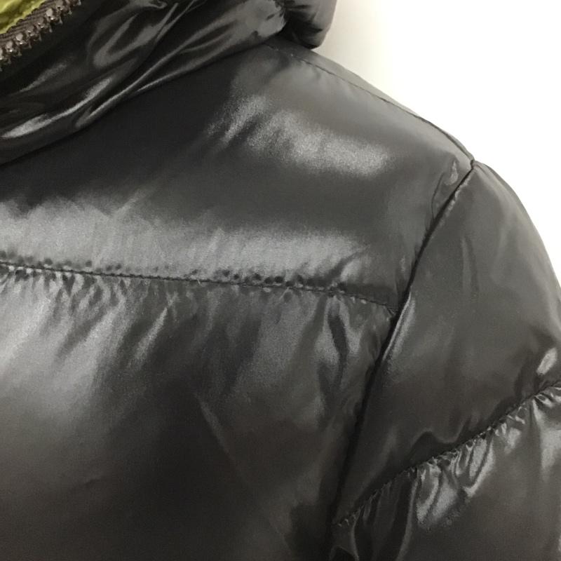 デュベティカ DUVETICA ジャケット、上着 ジャンパー、ブルゾン U.255.02-1035R ダウンジャケット ジップアップジャケット アウター カジュアルジャケット 46 無地 黒 / ブラック /  メンズ USED 古着 中古 10100798