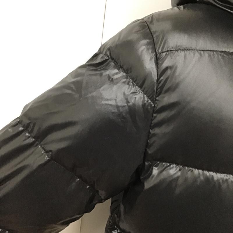 デュベティカ DUVETICA ジャケット、上着 ジャンパー、ブルゾン U.255.02-1035R ダウンジャケット ジップアップジャケット アウター カジュアルジャケット 46 無地 黒 / ブラック /  メンズ USED 古着 中古 10100798