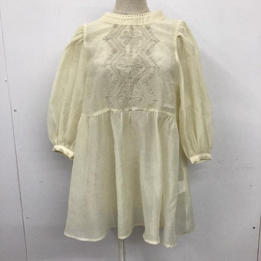ダブルクローゼット w closet カットソー 半袖 333231 前身刺繍入りシアーボリューム袖プルオーバー 刺繍 アイボリー / アイボリー /  レディース USED 古着 中古 10100810