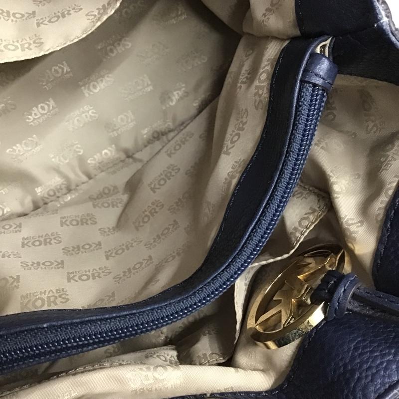マイケルコース MICHAEL KORS ハンドバッグ ハンドバッグ 35H3GBFT2L ロゴ、文字 紺 / ネイビー / X 金 / ゴールド /  レディース USED 古着 中古 10101372
