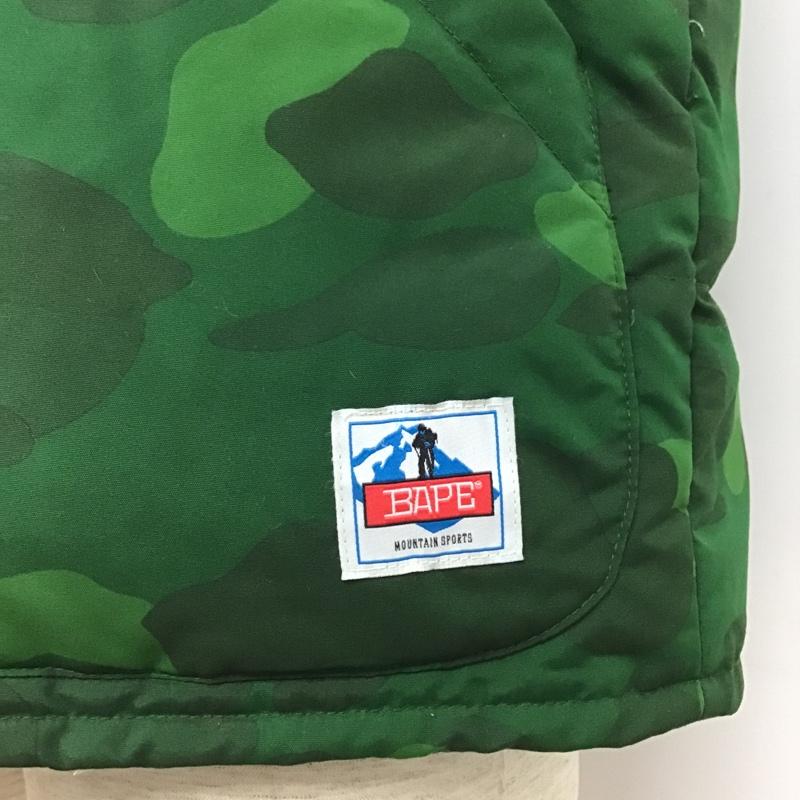 アベイシングエイプ A BATHING APE ベスト ベスト 001LJA301011X ダウンベスト ジップアップ XL カモフラージュ柄・迷彩 緑 / グリーン / X 薄緑 / ライトグリーン / X カーキ / カーキ /  メンズ USED 古着 中古 10101520