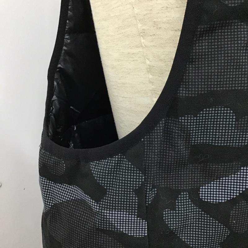 アベイシングエイプ A BATHING APE ベスト ベスト 001LJD801003X ダウンベスト フェザー ノーカラー バックロゴ XL カモフラージュ柄・迷彩 黒 / ブラック / X 灰 / グレー / X 紺 / ネイビー /  メンズ USED 古着 中古 10101521