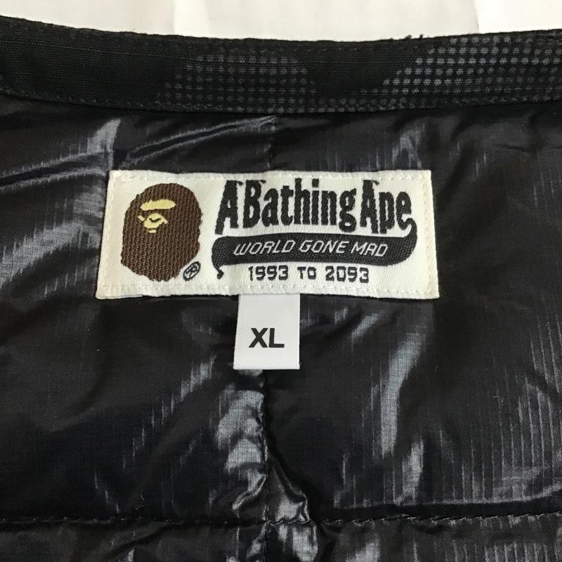 アベイシングエイプ A BATHING APE ベスト ベスト 001LJD801003X ダウンベスト フェザー ノーカラー バックロゴ XL カモフラージュ柄・迷彩 黒 / ブラック / X 灰 / グレー / X 紺 / ネイビー /  メンズ USED 古着 中古 10101521