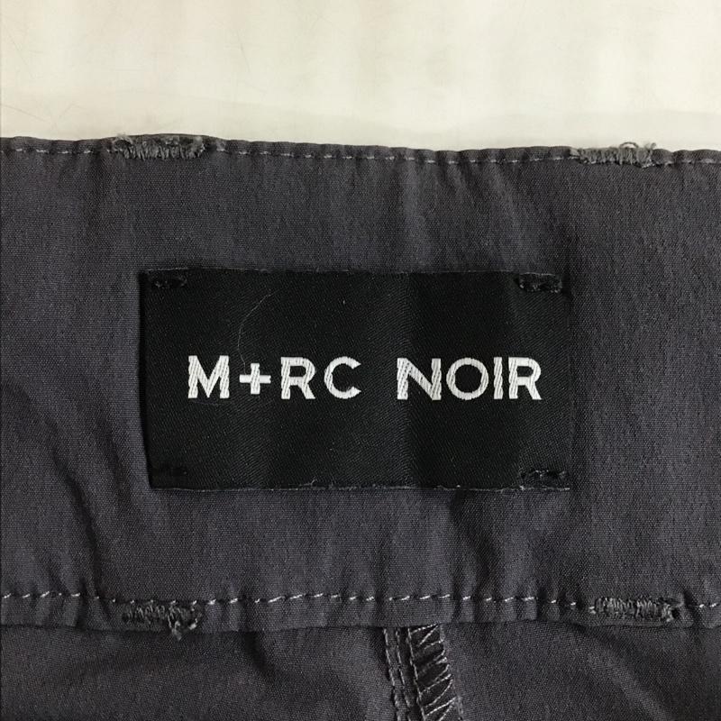 マルシェノア M＋RC NOIR ボトムス ボトムス ナイロンパンツ カジュアルパンツ ジャージ スリムパンツ ストレートパンツ M ロゴ、文字 灰 / グレー /  メンズ USED 古着 中古 10101921