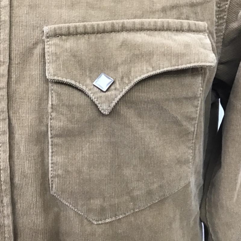 リーバイスレッドタブ Levi's RED TAB シャツ、ブラウス 長袖 長袖シャツ コーデュロイシャツ カラーシャツ ポケットシャツ M 無地 ベージュ / ベージュ /  メンズ USED 古着 中古 10101923