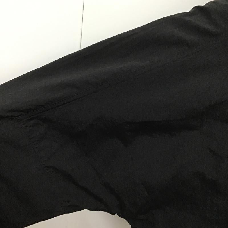シュプリーム Supreme ジャケット、上着 ジャンパー、ブルゾン split track jacket ナイロンジャケット L ロゴ、文字 黒 / ブラック /  メンズ USED 古着 中古 10102300