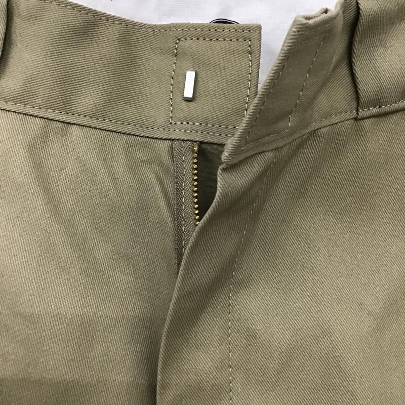 ディッキーズ Dickies パンツ ワークパンツ、ペインターパンツ ワークパンツ ワイドパンツ カジュアルパンツ センタータックパンツ 28インチ 無地 ベージュ / ベージュ /  メンズ USED 古着 中古 10102517