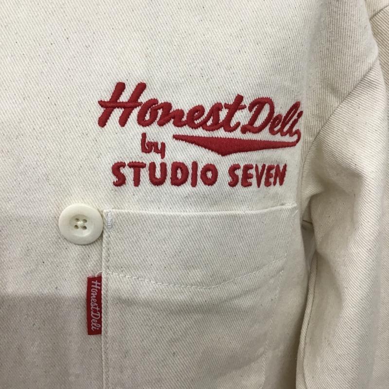 ジーユー GU ジャケット、上着 ジャケット、ブレザー 331-329611 HonestDeliBYSTUDIOSEVENxGUデニムシャツ ジャケット コラボ XS プリント 白 / ホワイト /  メンズ USED 古着 中古 10102582