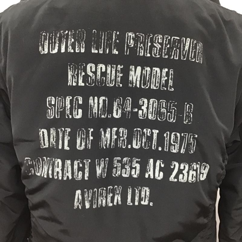 アヴィレックス AVIREX ジャケット、上着 ジャンパー、ブルゾン ジップアップジャケット フライトジャケット アウター ダウンジャケット M ロゴ、文字 黒 / ブラック /  メンズ USED 古着 中古 10102598