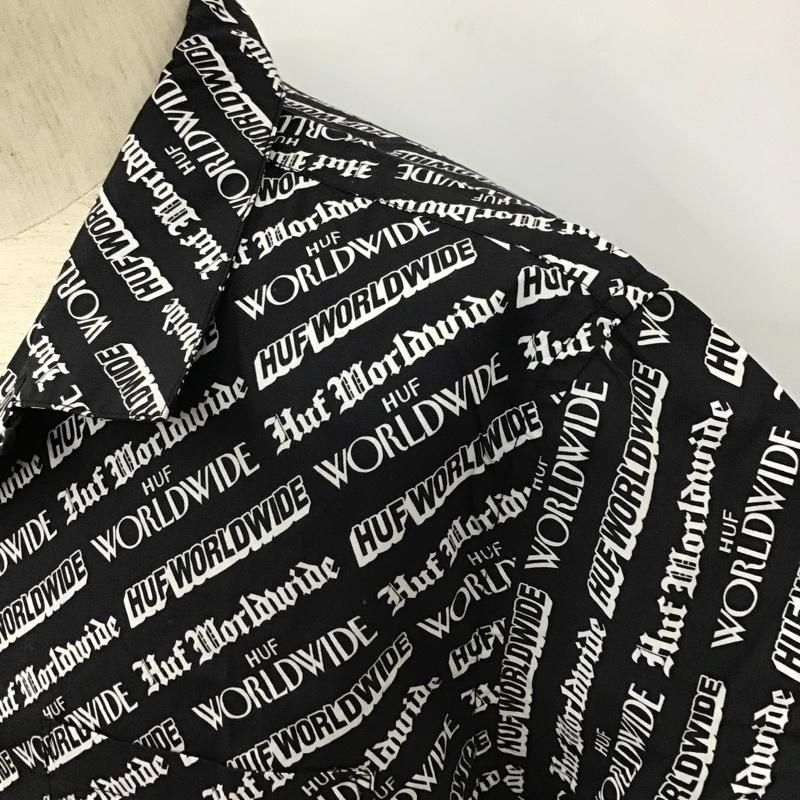 ハフ HUF シャツ、ブラウス 半袖 半袖シャツ カラーシャツ プリントシャツ M ロゴ、文字 白 / ホワイト / X 黒 / ブラック /  メンズ USED 古着 中古 10102614