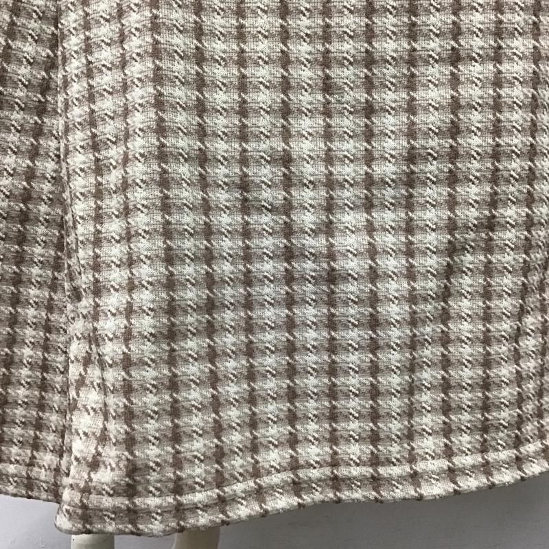 アースミュージックアンドエコロジー earth music&ecology スカート ロングスカート 1C28L1L0100 マーメイドスカート ロングスカート フレアスカート チェックスカート FREE 総柄 X チェック 茶 / ブラウン /  レディース USED 古着 中古 10102660