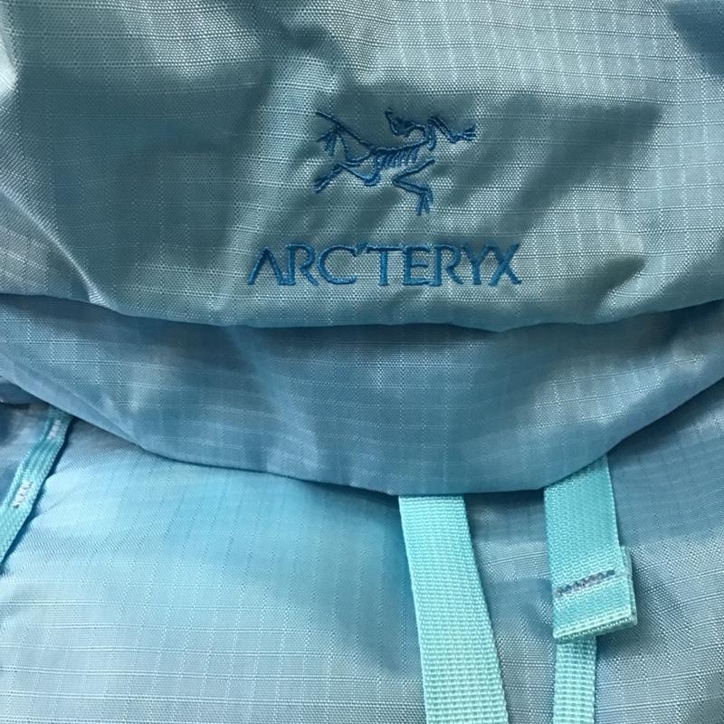 アークテリクス ARC'TERYX リュックサック、デイパック リュックサック、デイバッグ Cierzo35 バックパック ロゴ、文字 水色 / ライトブルー /  メンズ USED 古着 中古 10102703