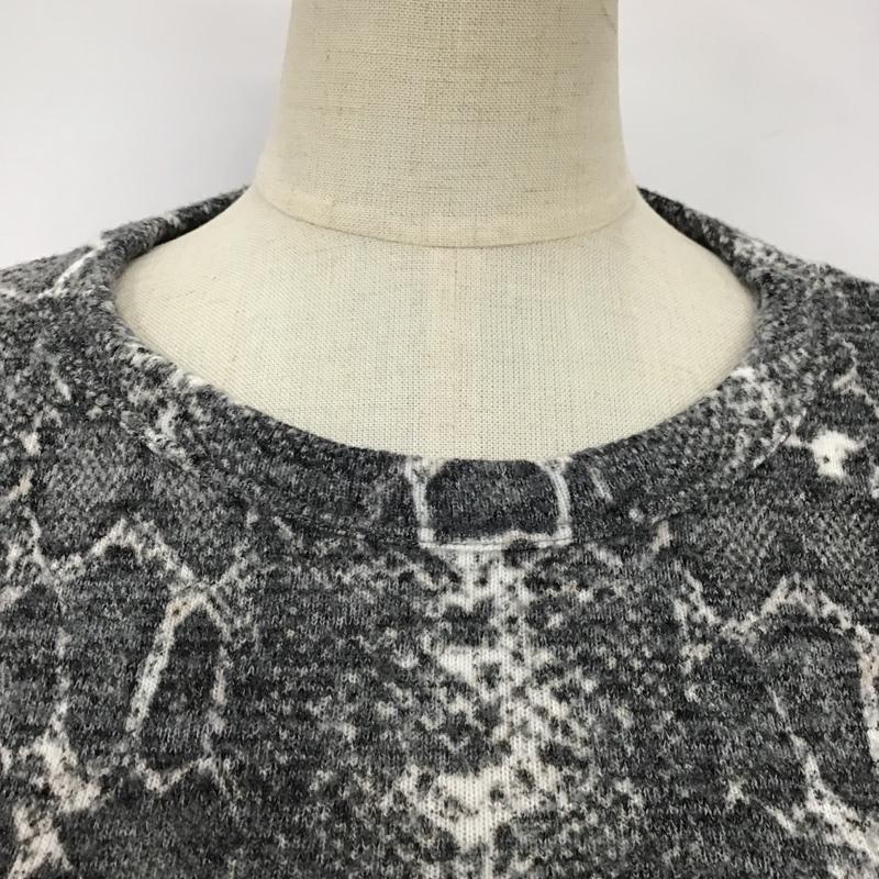 ザラ ZARA TRAFALUC カットソー 長袖 長袖ニットカットソー クルーネックカットソー セーター 総柄 S 総柄 白 / ホワイト / X 黒 / ブラック /  レディース USED 古着 中古 10102975