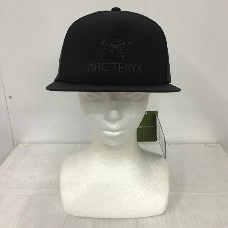 アークテリクス ARC'TERYX 帽子 キャップ LOGO TRUCKER FLAT タグ付き メッシュ FREE ロゴ、文字 黒 / ブラック /  メンズ USED 古着 中古 10103148