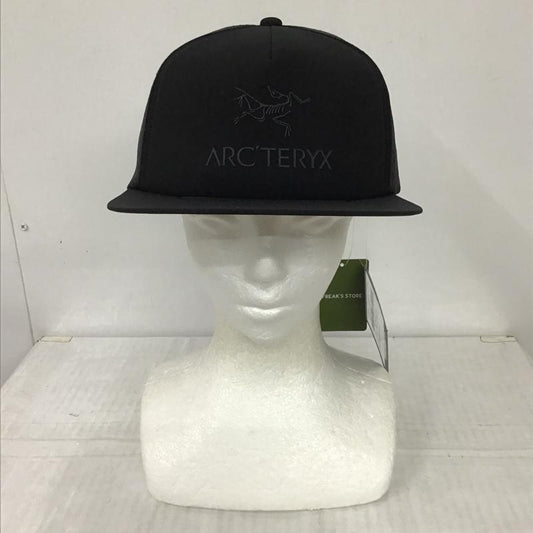 アークテリクス ARC'TERYX 帽子 キャップ LOGO TRUCKER FLAT タグ付き メッシュ FREE ロゴ、文字 黒 / ブラック /  メンズ USED 古着 中古 10103148