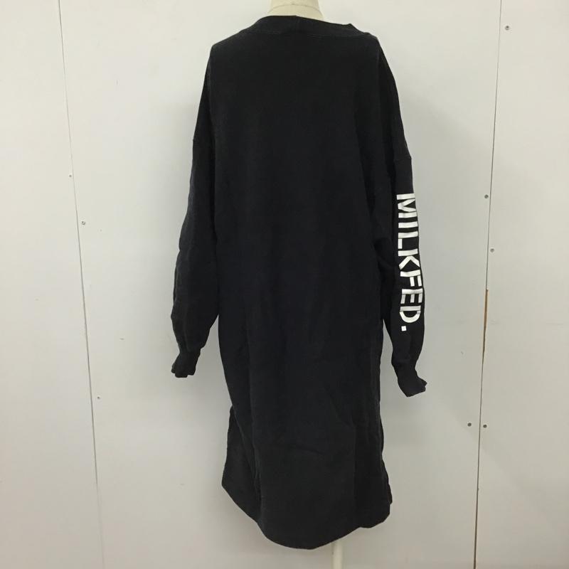 チャンピオン Champion ワンピース ロングスカート CWSL014 Champion×MILKFED.コラボ ロングワンピース 長袖スウェットワンピース M ロゴ、文字 紺 / ネイビー /  レディース USED 古着 中古 10103286