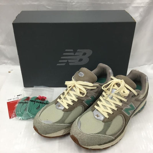 ニューバランス New Balance スニーカー スニーカー M2002RAM atmos別注 OASIS 29cm 箱有 29.0cm ロゴ、文字 ベージュ / ベージュ / X 灰 / グレー / X 緑 / グリーン /  メンズ USED 古着 中古 10103315