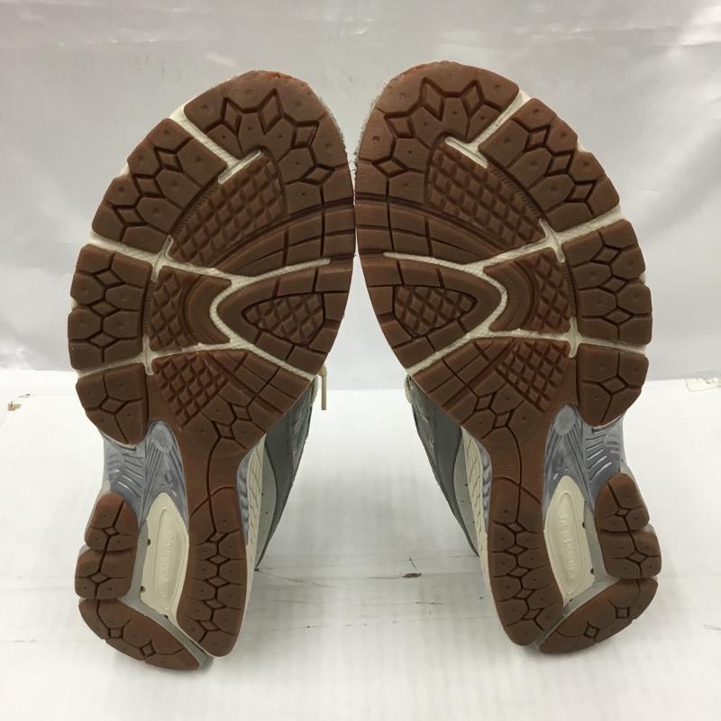ニューバランス New Balance スニーカー スニーカー M2002RAM atmos別注 OASIS 29cm 箱有 29.0cm ロゴ、文字 ベージュ / ベージュ / X 灰 / グレー / X 緑 / グリーン /  メンズ USED 古着 中古 10103315