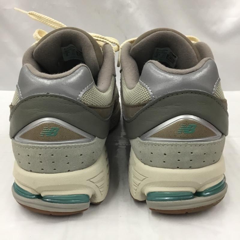 ニューバランス New Balance スニーカー スニーカー M2002RAM atmos別注 OASIS 29cm 箱有 29.0cm ロゴ、文字 ベージュ / ベージュ / X 灰 / グレー / X 緑 / グリーン /  メンズ USED 古着 中古 10103315