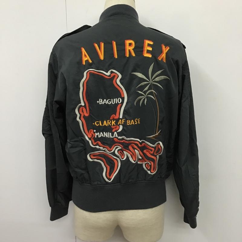 アヴィレックス AVIREX ジャケット、上着 ジャンパー、ブルゾン 6142012 L2Bタイプ ナイロンツイルジャケット ジップアップジャケット 刺繍 M ロゴ、文字 X 刺繍 灰 / グレー /  メンズ USED 古着 中古 10103403
