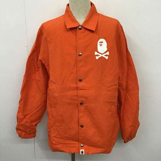 アベイシングエイプ A BATHING APE ジャケット、上着 ジャンパー、ブルゾン カラージャケット カジュアルジャケット アウター 前ボタンジャケット L ロゴ、文字 橙 / オレンジ /  メンズ USED 古着 中古 10103429