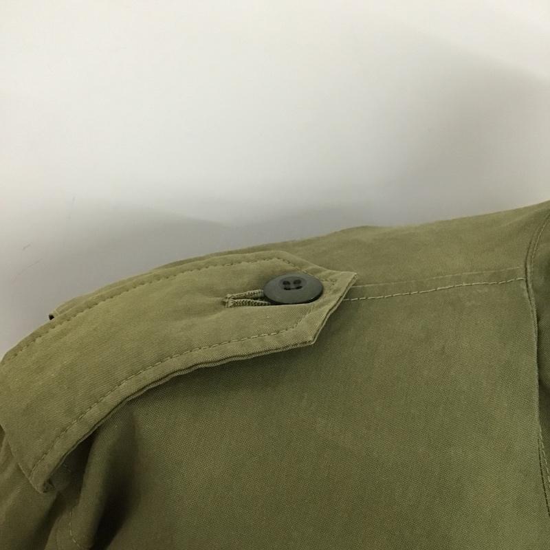 ベイプ BAPE ジャケット、上着 ジャンパー、ブルゾン ミリタリージャケット カジュアルジャケット ジップアップジャケット L ロゴ、文字 カーキ / カーキ /  メンズ USED 古着 中古 10103452