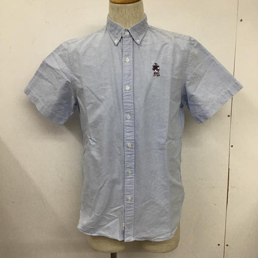 アベイシングエイプ A BATHING APE シャツ、ブラウス 半袖 半袖シャツ カラーシャツ 半袖カットソー ボタンダウンシャツ M ロゴ、文字 水色 / ライトブルー /  メンズ USED 古着 中古 10103472