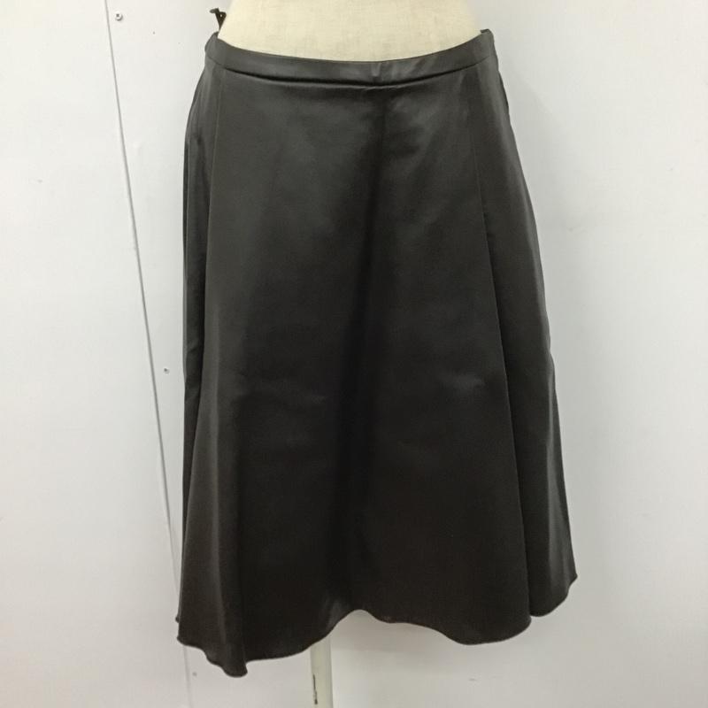 マックスマーラ MaxMara スカート ひざ丈スカート フレアスカート ひざ丈スカート カジュアルスカート フェイクレザー 40 無地 茶 / ブラウン /  レディース USED 古着 中古 10103577