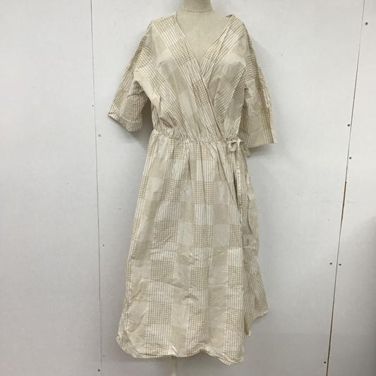 サマンサモスモス Samansa Mos2 ワンピース ロングスカート ロングワンピース 半袖ワンピース フレアスカート ウエスト切り替えワンピース 総柄 ベージュ / ベージュ /  レディース USED 古着 中古 10103591
