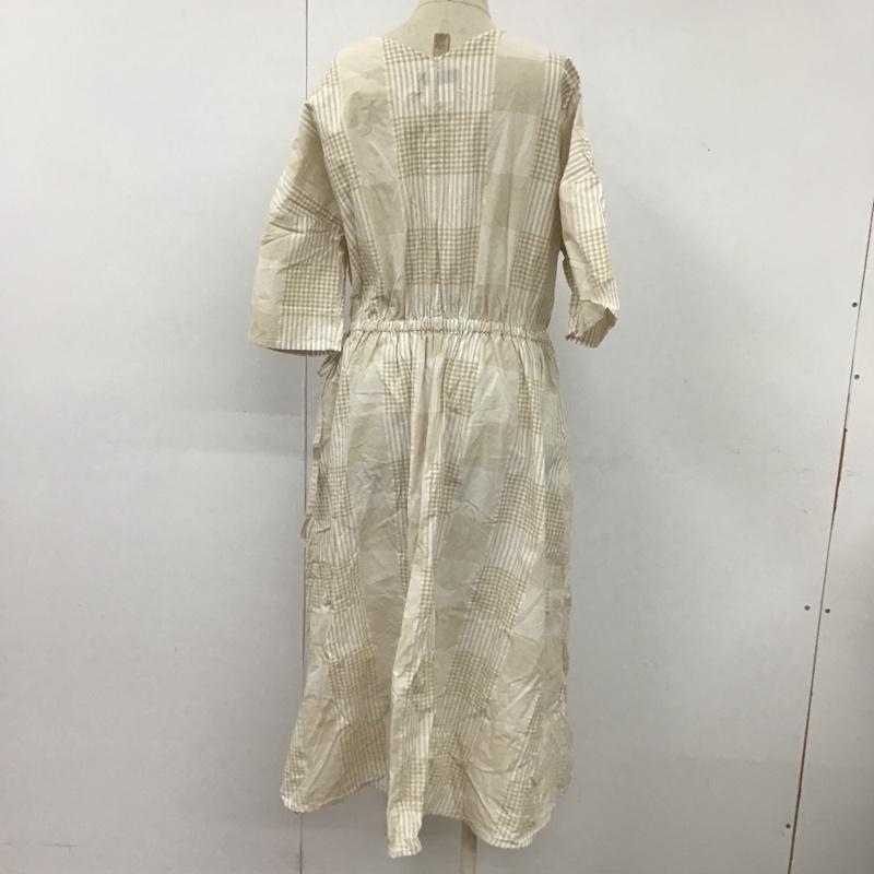 サマンサモスモス Samansa Mos2 ワンピース ロングスカート ロングワンピース 半袖ワンピース フレアスカート ウエスト切り替えワンピース 総柄 ベージュ / ベージュ /  レディース USED 古着 中古 10103591