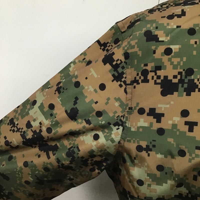 シュプリーム Supreme ジャケット、上着 ジャケット、ブレザー 13SS Dot Camo Mirror Logo Coaches Jacket コムデギャルソン コラボ ロゴ M 総柄 茶 / ブラウン / X カーキ / カーキ / X 黒 / ブラック /  メンズ USED 古着 中古 10103696