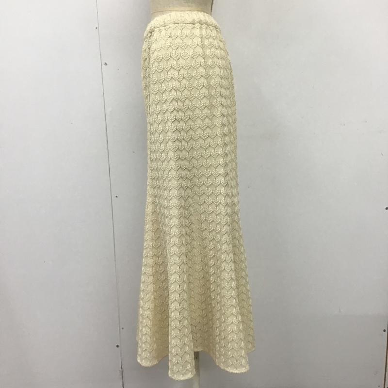 アパートバイローリーズ apart by lowrys スカート ロングスカート APSC1560AD リーフデザインロングスカート フレアスカート 総柄 M 総柄 アイボリー / アイボリー /  レディース USED 古着 中古 10103921